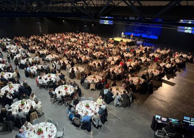 Diner animé avec spectacle MGM evenements Auxerre